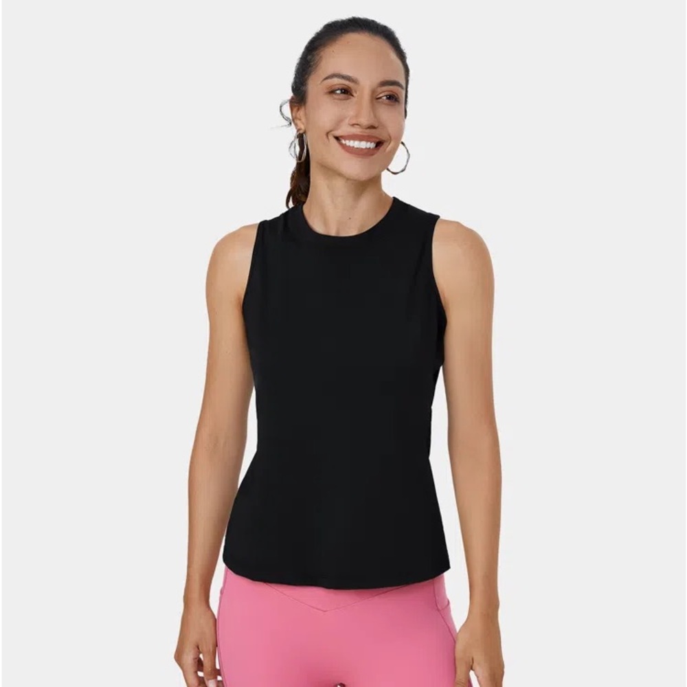 HALARA Black Sleeveless Tank Top